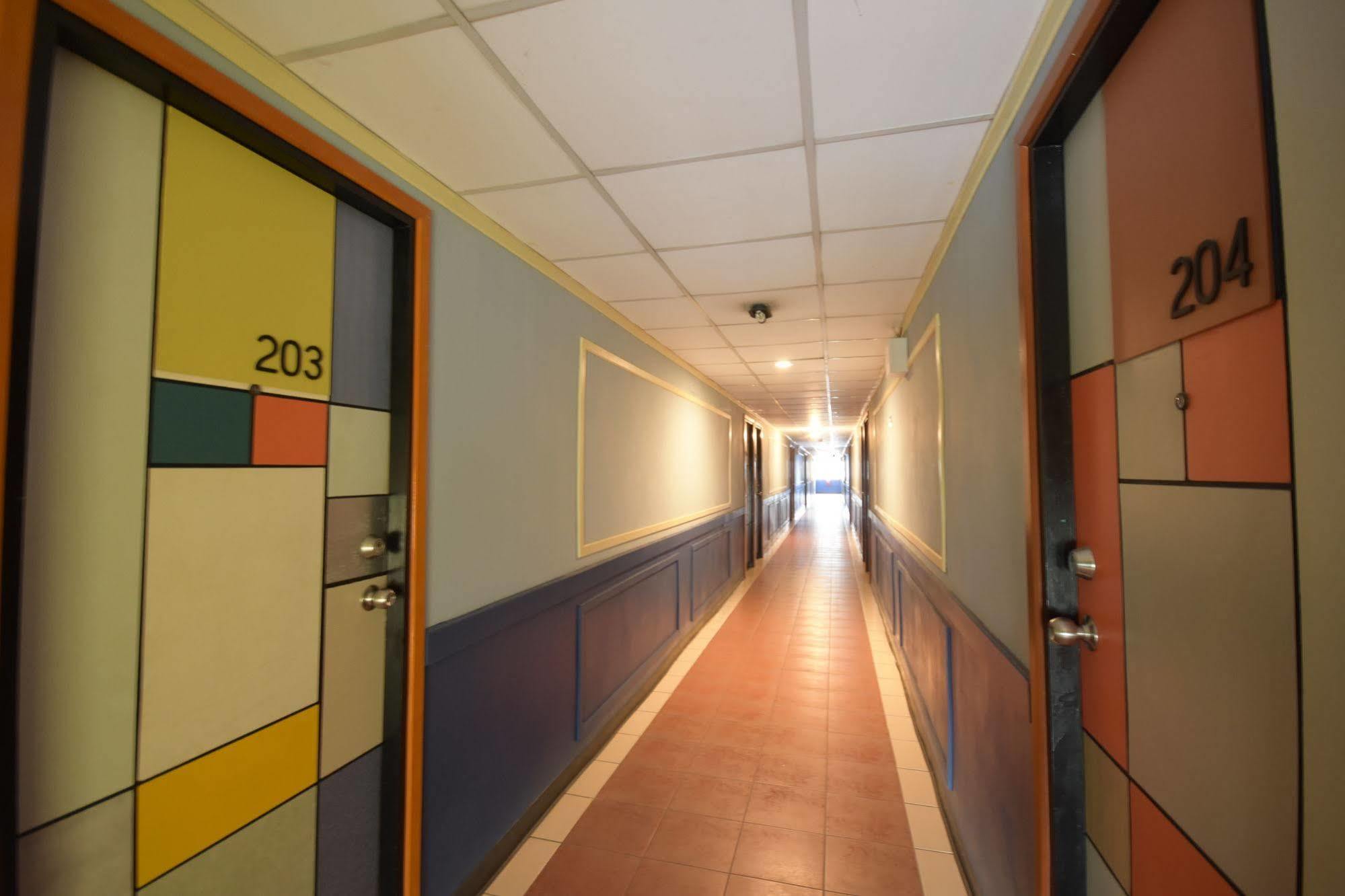 Room At Prachachuen Nonthaburi Exterior photo